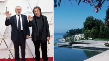 De Niro a Al Pacino proslavili vilu v Malibu. Dům z filmu Nelítostný souboj je na prodej